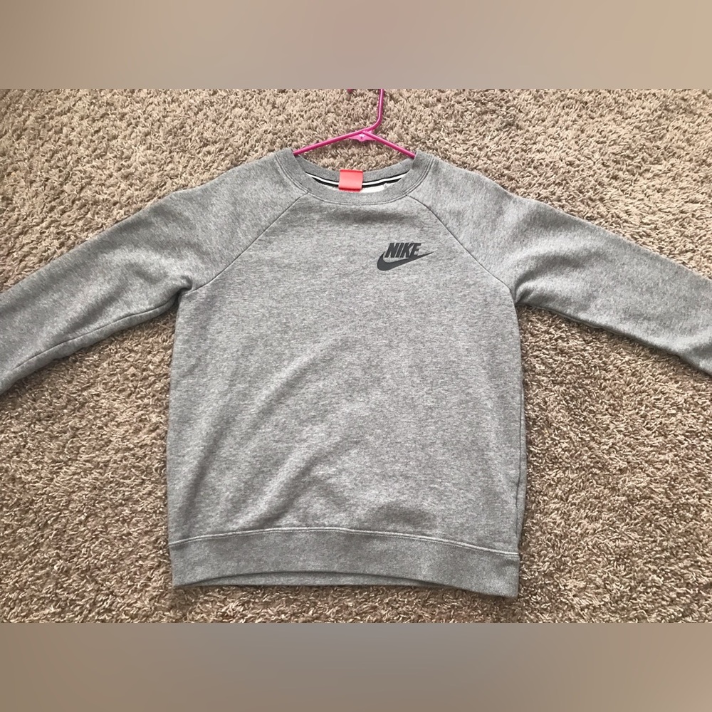 Grey Nike Sweatshirt